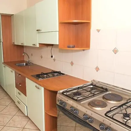Hotel Santic 3*